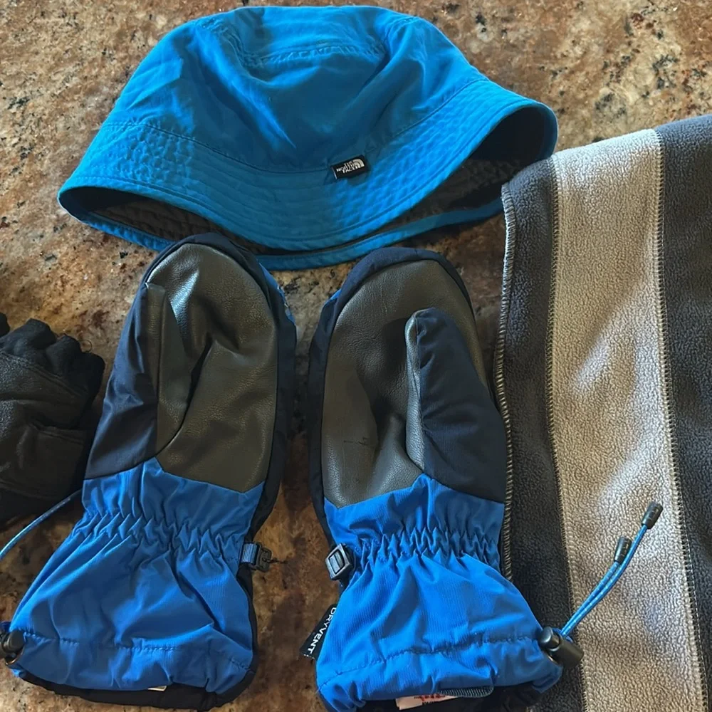 Kids Gloves Youth accessories bundle